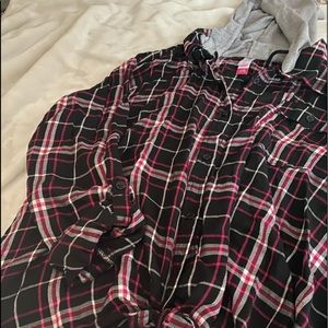 🟣 Button up flannel/look blouse